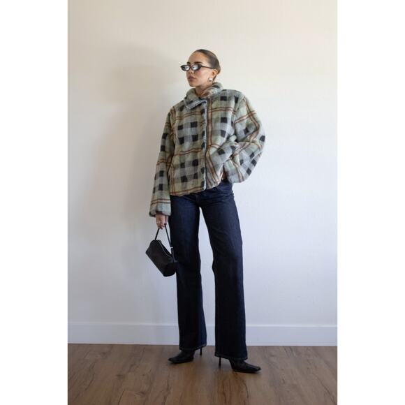 ACOA Size Medium Plaid Faux Fur Jacket - Picture 6 of 6